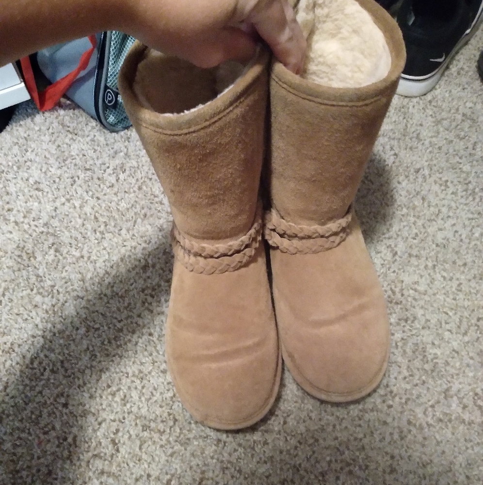Bearpaw boots